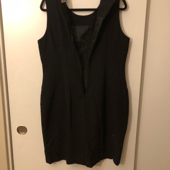 Black Sleeveless Calvin Klein Dress Gold Zipper - Picture 4 of 10